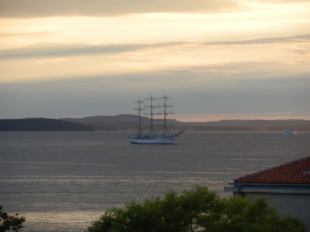 Vera Apartments With Sea View And Old Town View Zadar Zimmer foto