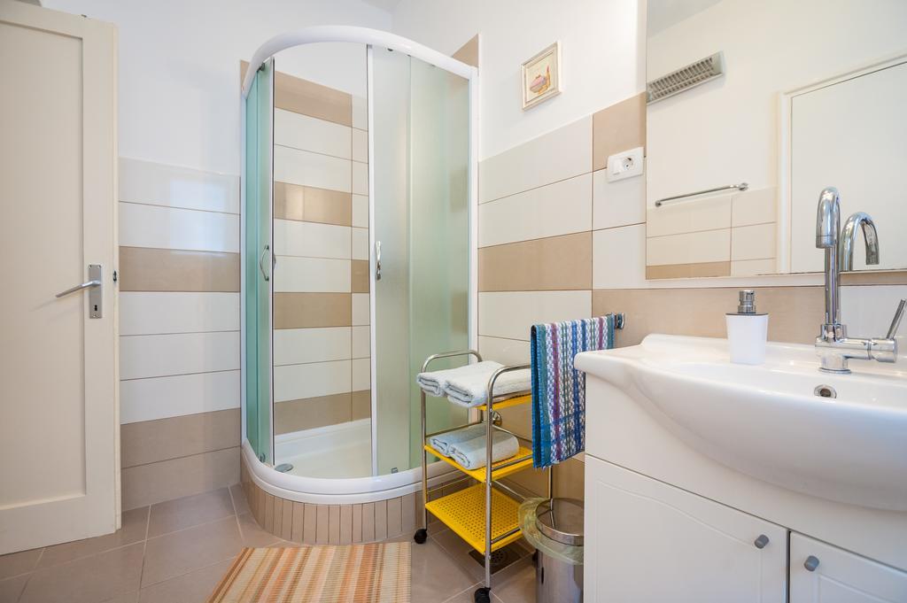 Vera Apartments With Sea View And Old Town View Zadar Exterior foto