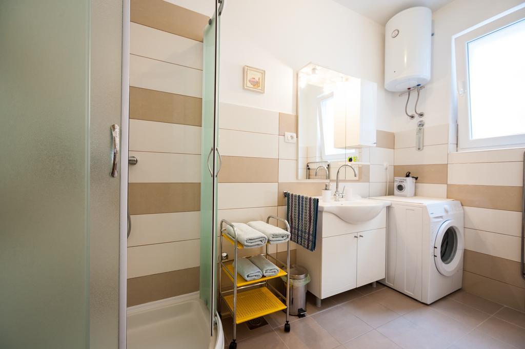 Vera Apartments With Sea View And Old Town View Zadar Exterior foto